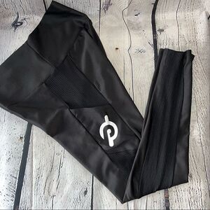Peloton High Waisted Ribbed Pocket Leggings In Black